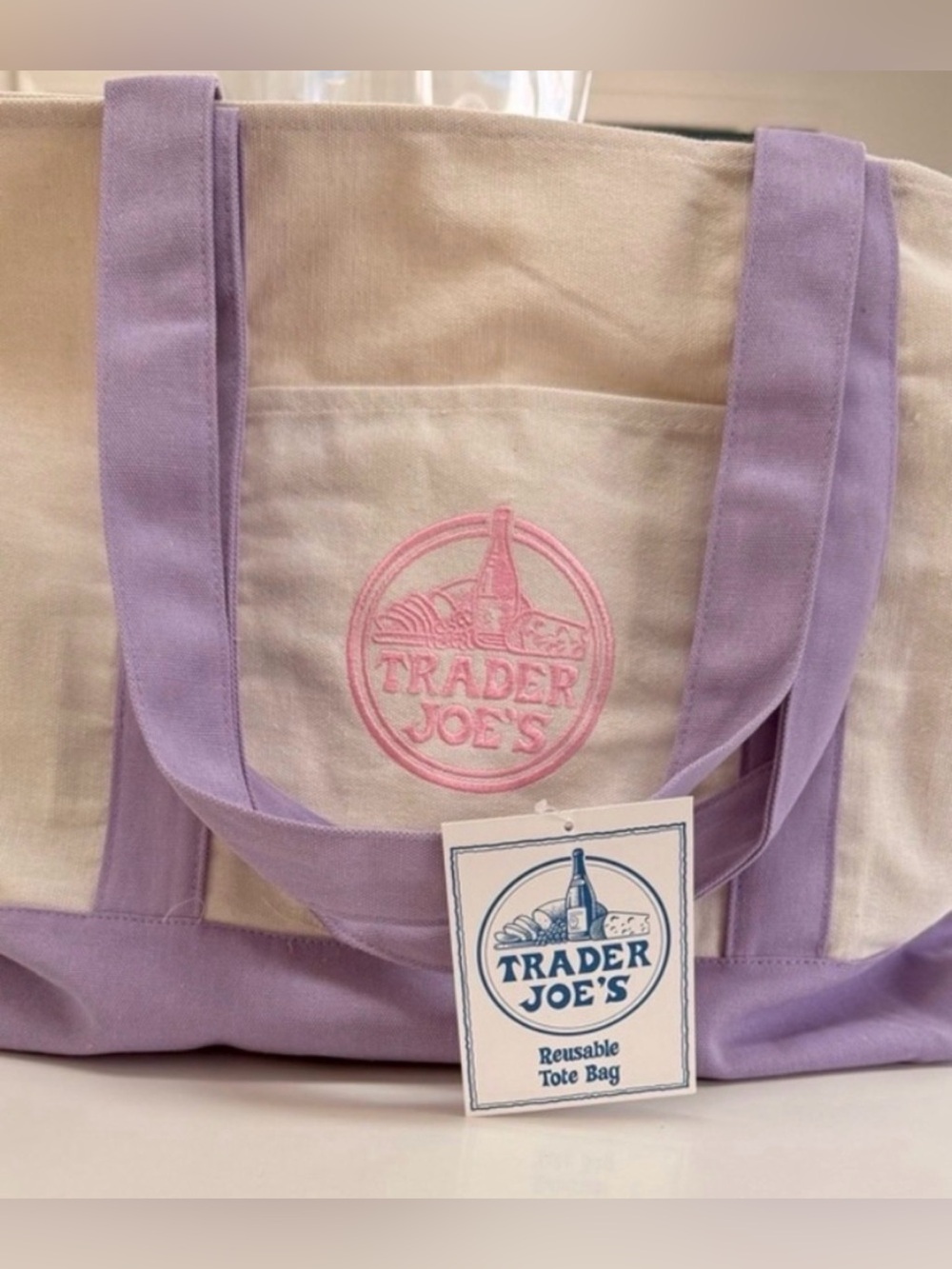 💜NWT LIMITED EDITION💜Trader Joe's Cream and Lavender Reusable Tote Bag